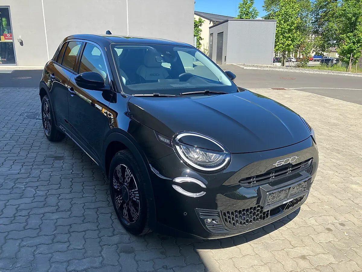 Fiat 600 2024 photo 2