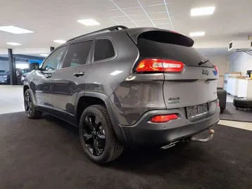 Jeep Cherokee 2016 photo 3