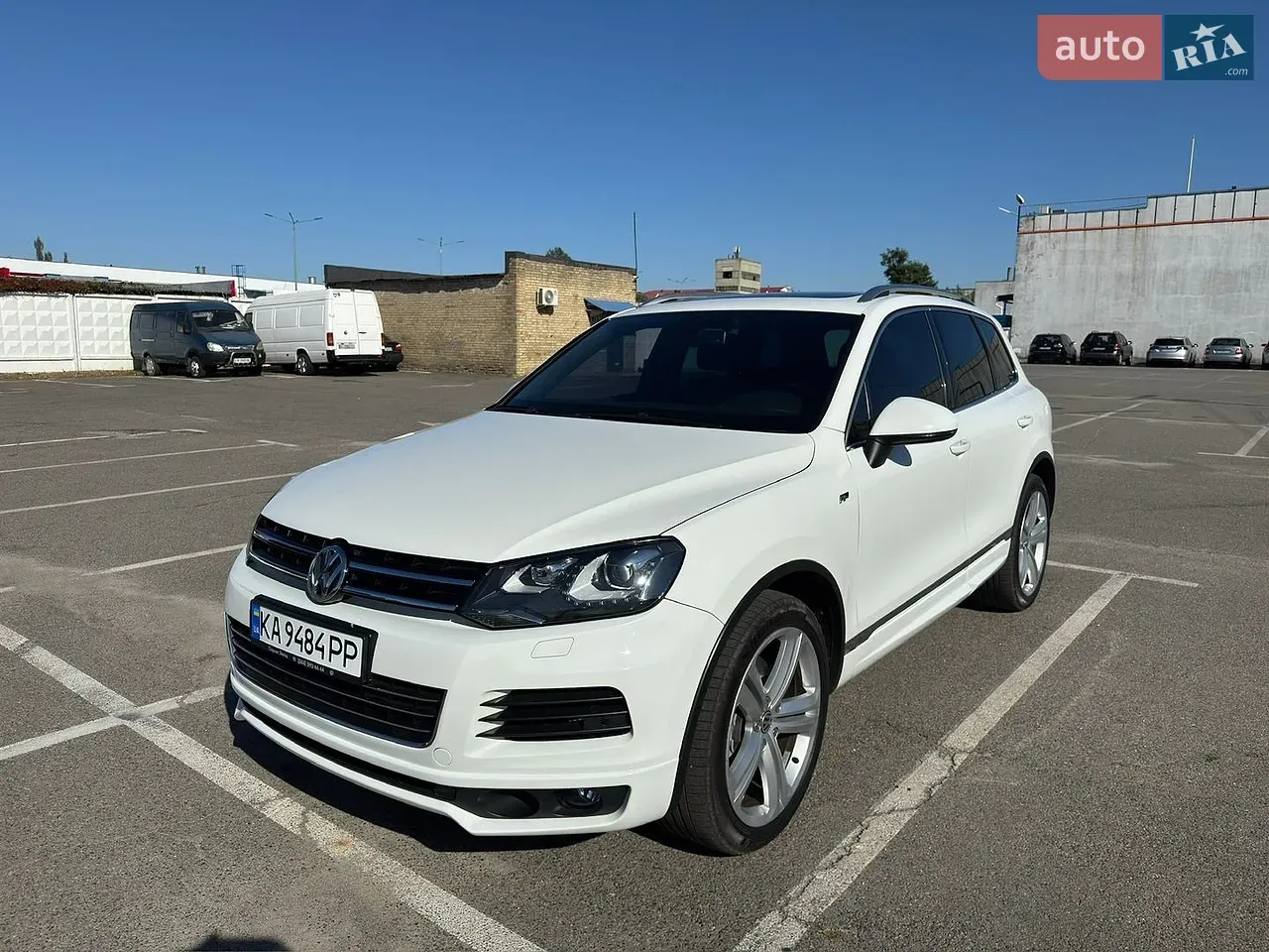 Volkswagen Touareg 2012 photo 3