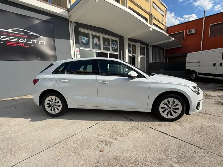 Audi A3 2022 photo 4