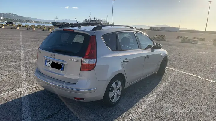 Hyundai I30 2010 photo 2