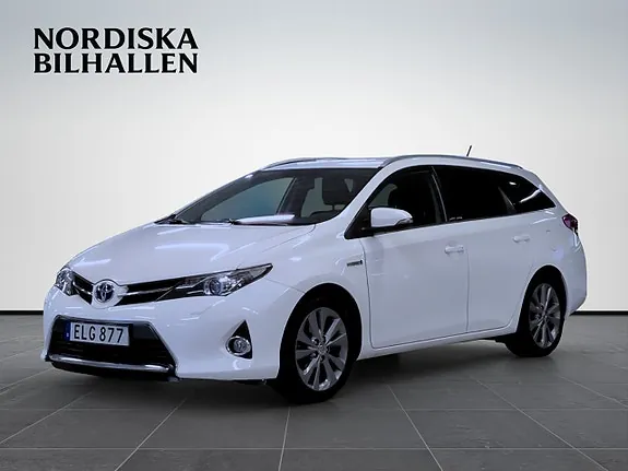 Toyota Auris 2014 photo 4