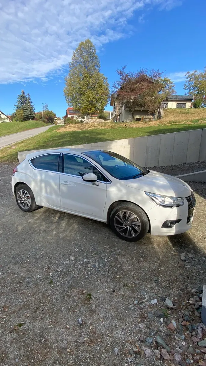 Citroen Ds4 2012 photo 3