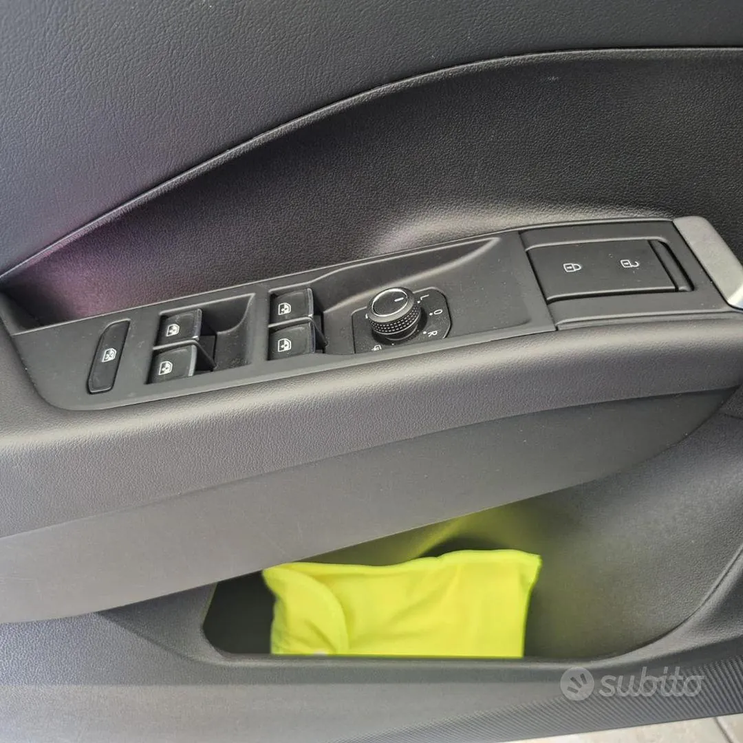 Volkswagen T-Roc 2026 photo 3
