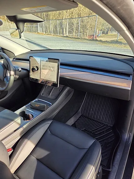 Tesla Model Y 2022 photo 3