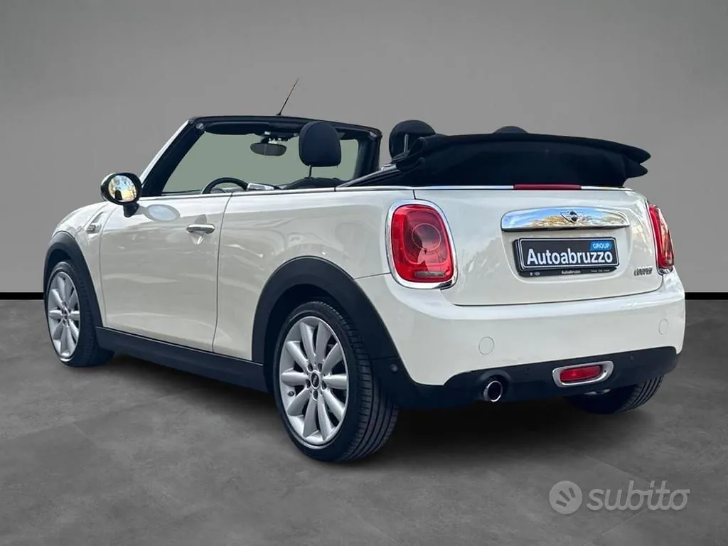 Mini Cooper Cabrio 2016 photo 3