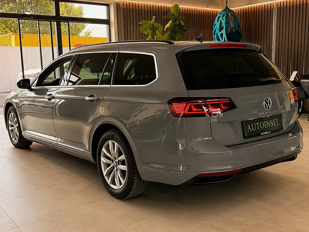 Volkswagen Passat 2022 photo 3