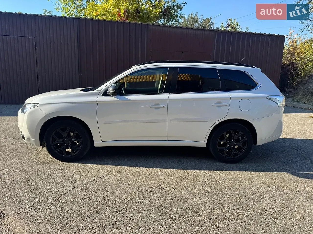 Mitsubishi Outlander 2014 photo 4