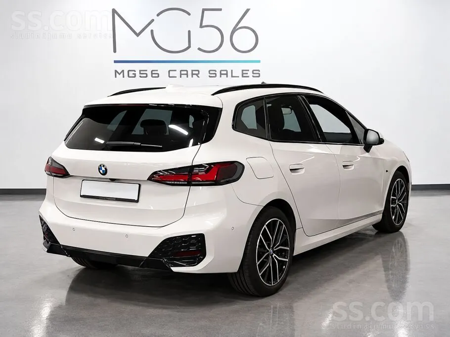 BMW 218I Active Tourer 2025 photo 3