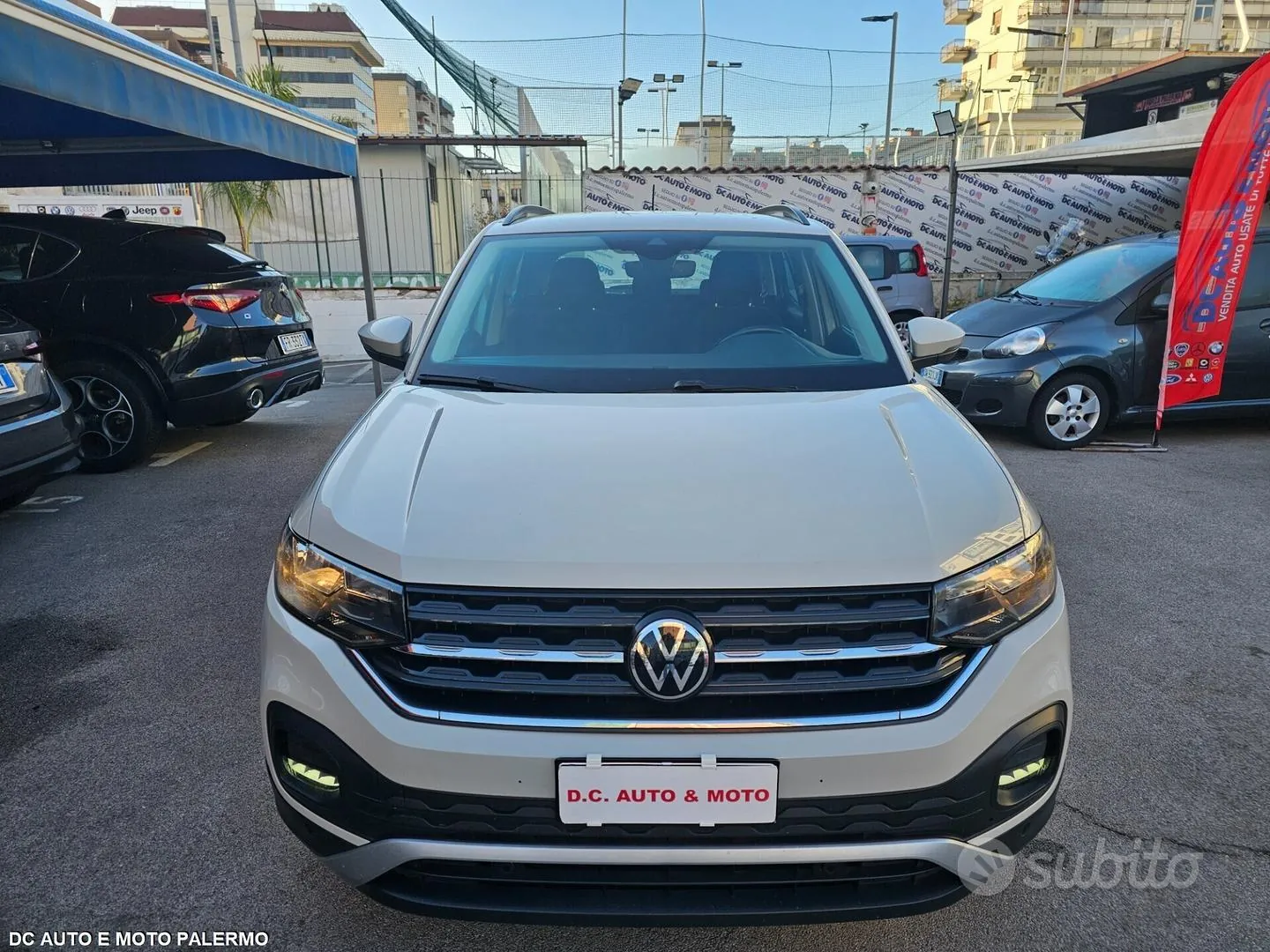 Volkswagen T-Cross 2023 photo 2
