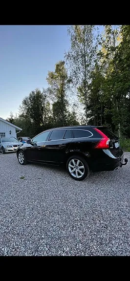 Volvo V60 2018 photo 4