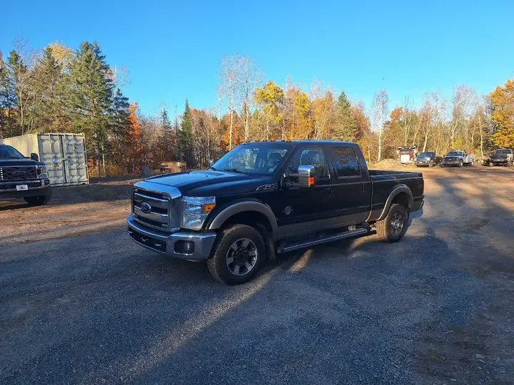 Ford F350 2011 photo 2