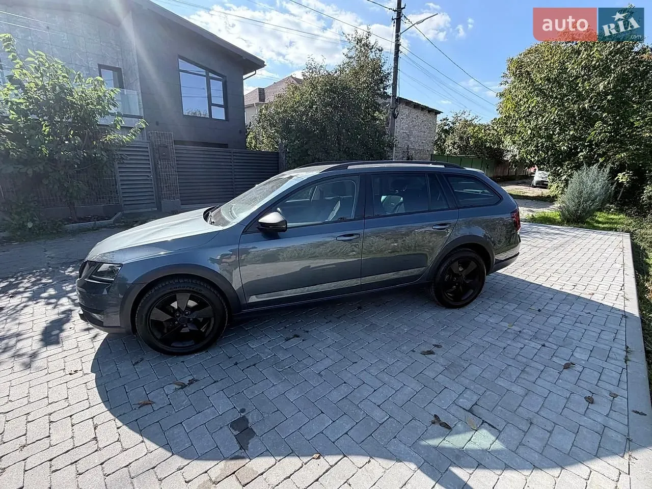 Skoda Octavia Scout 2019 photo 5