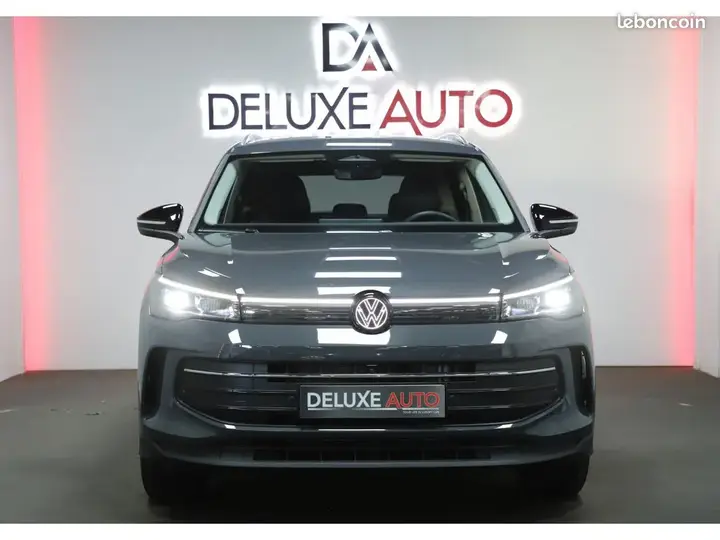 Volkswagen Tiguan 2025 photo 2