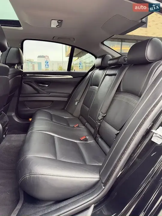 BMW 5 Series 2015 photo 5