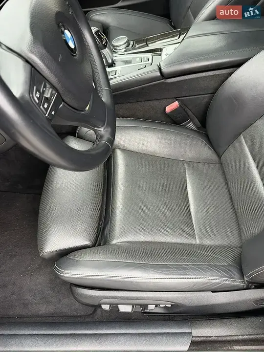 BMW 5 Series 2015 photo 3
