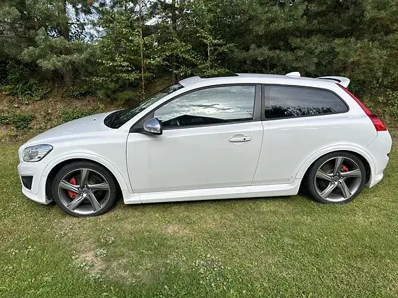 Volvo C30 2011 photo 2