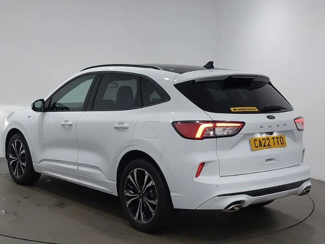 Ford Kuga 2022 photo 2