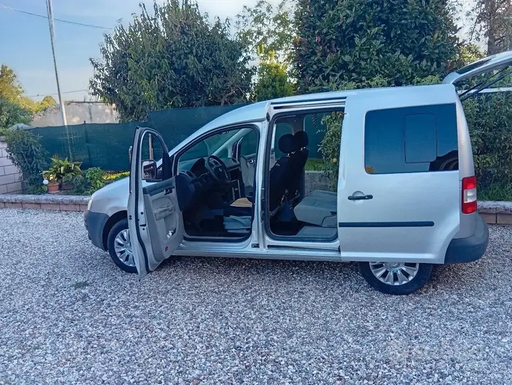 Volkswagen T5
