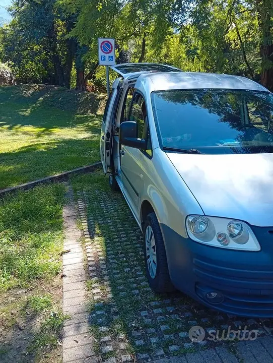 Volkswagen T5 2008 photo 4