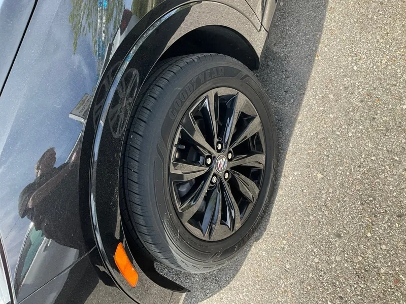 Buick Envista 2024 photo 2