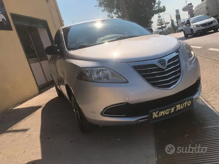 Lancia Ypsilon 2015 photo 3