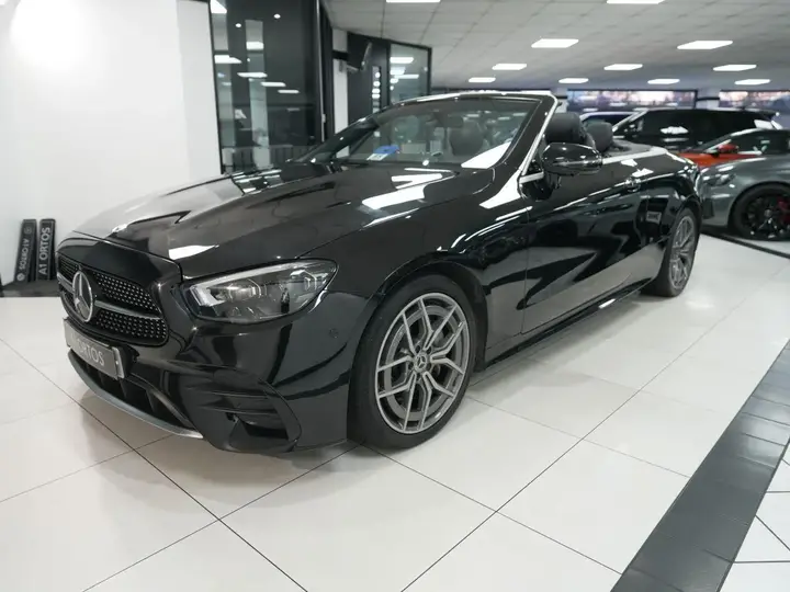 Mercedes-Benz E-Class 2021 photo 4