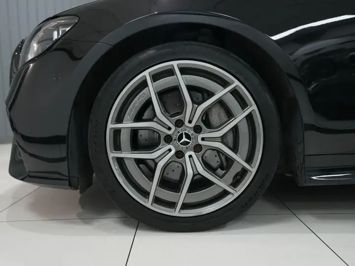 Mercedes-Benz E-Class 2021 photo 5