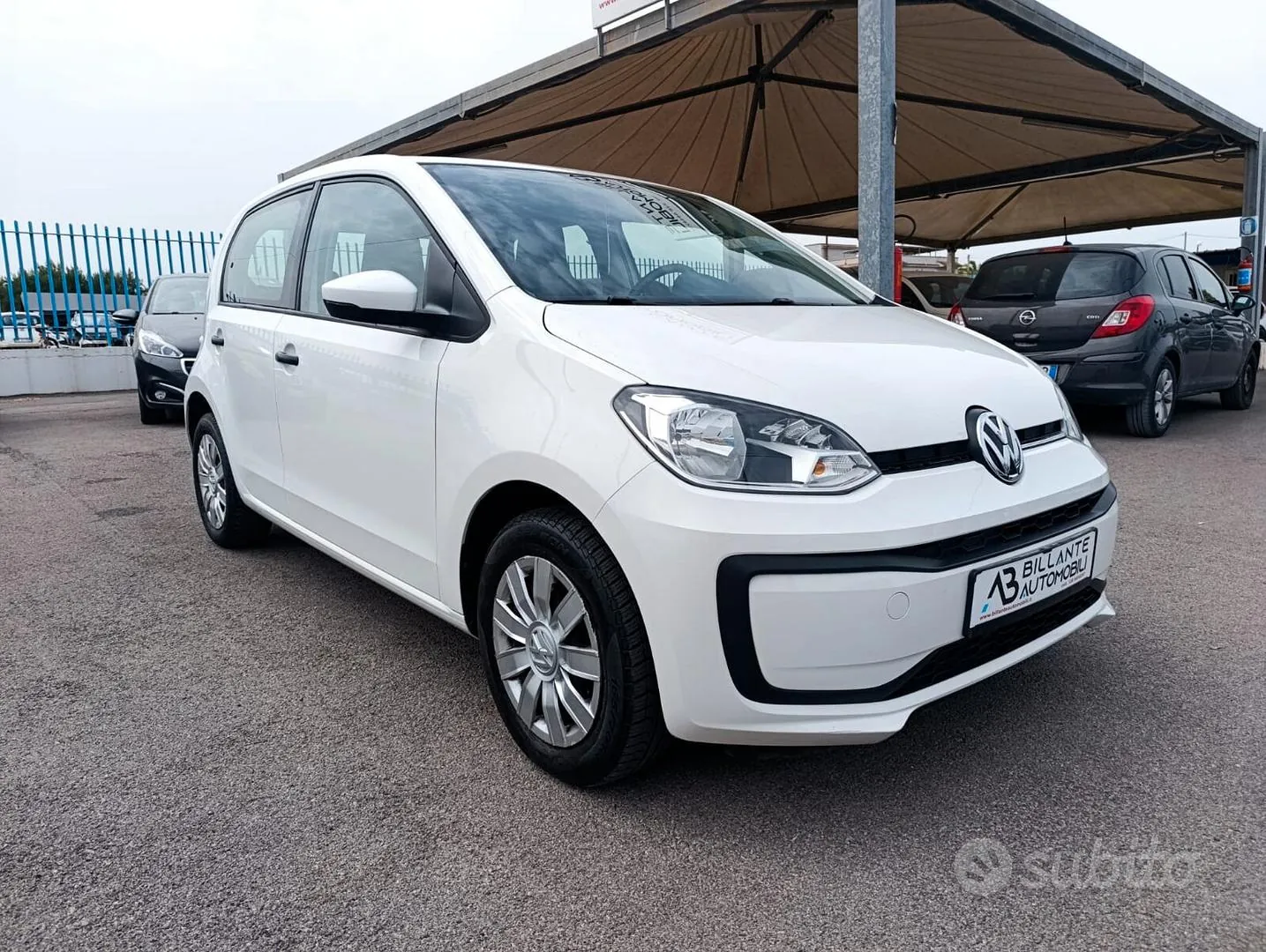 Volkswagen Up