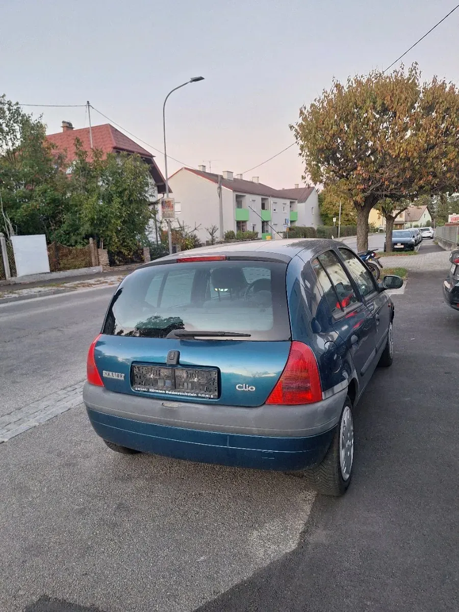 Renault Clio 1998 photo 2