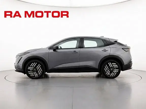 Nissan Leaf 2026 photo 2