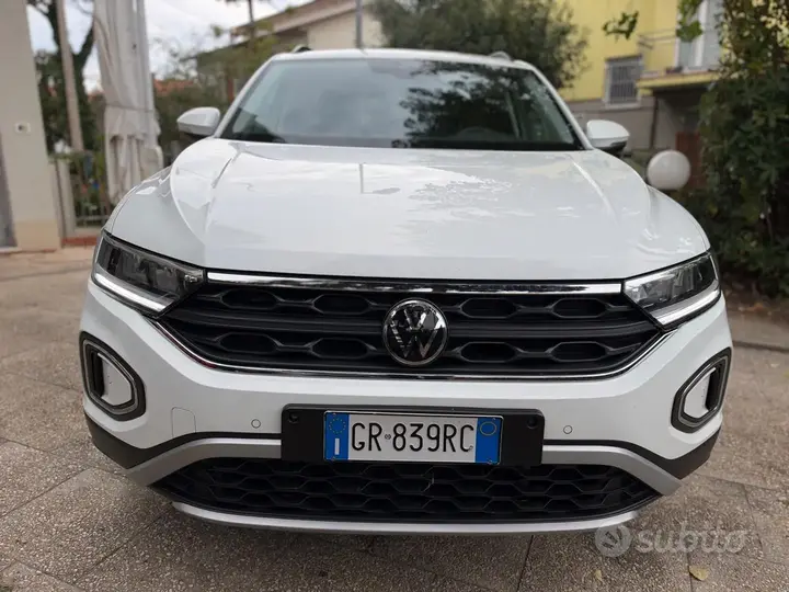 Volkswagen T-Roc 2023 photo 5