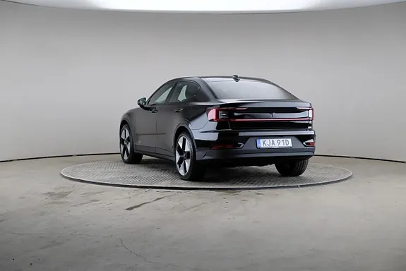 Polestar 2 2023 photo 2