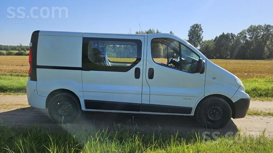 Nissan Primastar 2012 photo 2