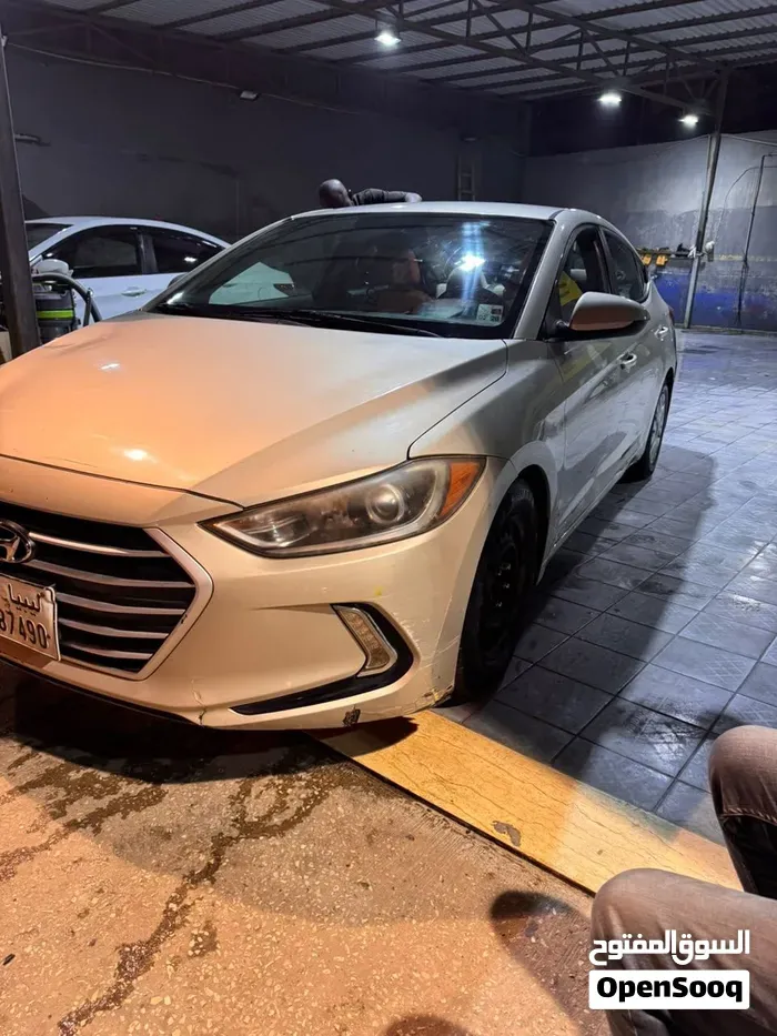 Hyundai Elantra 2017 photo 2