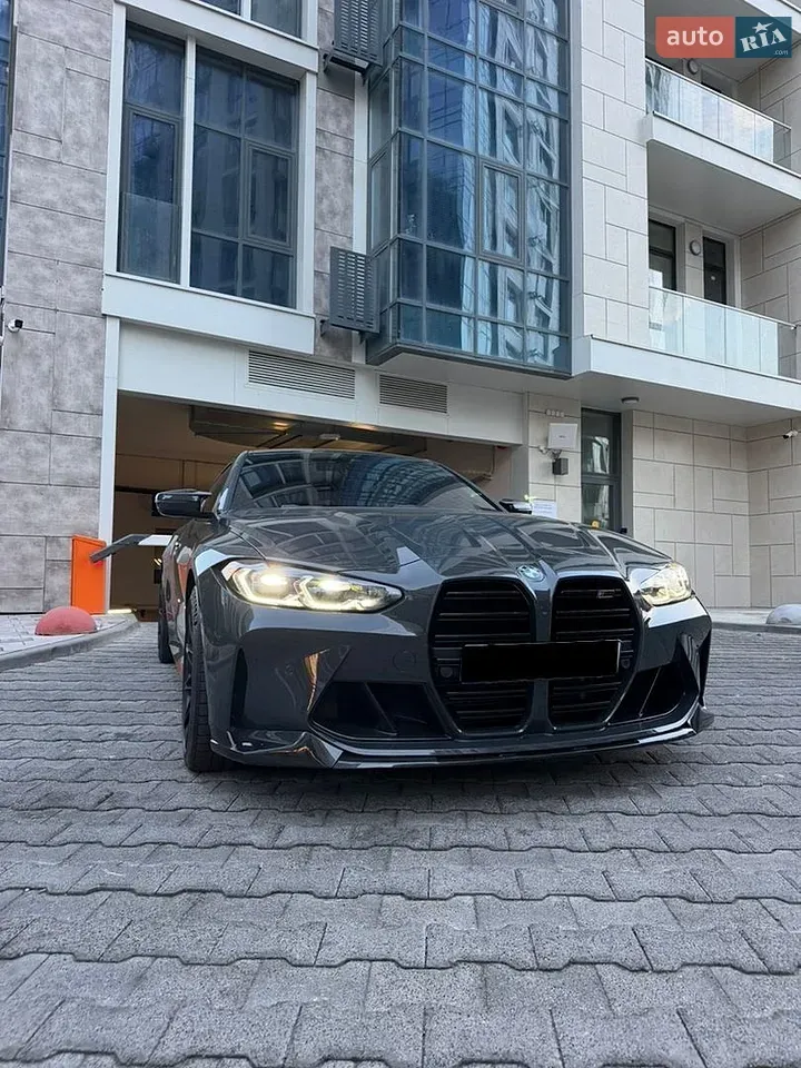 BMW M4 2023 photo 2
