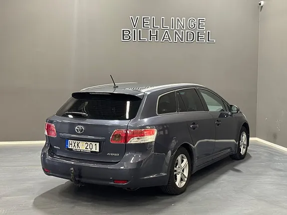Toyota Avensis 2009 photo 3