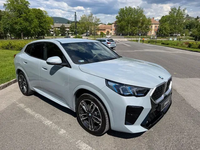 BMW X2 2025 photo 4