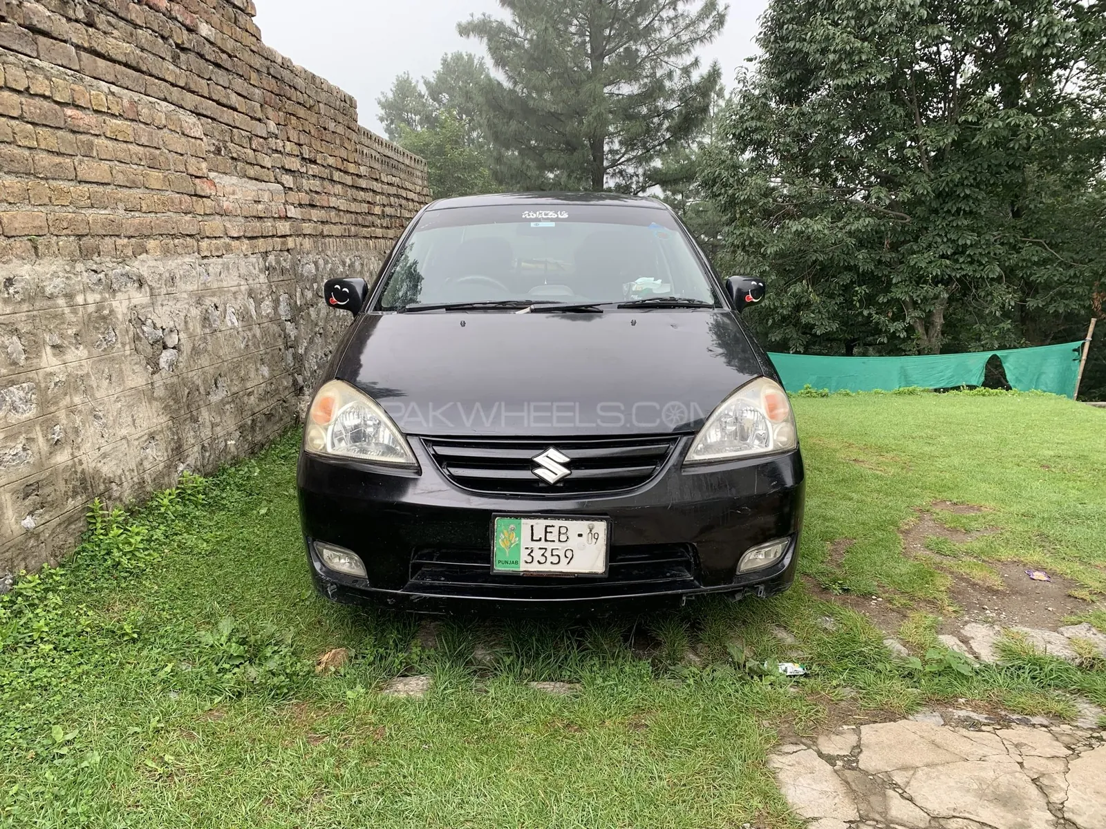 Suzuki Liana