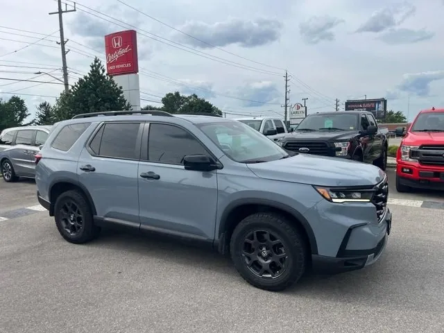 Honda Pilot 2023 photo 3
