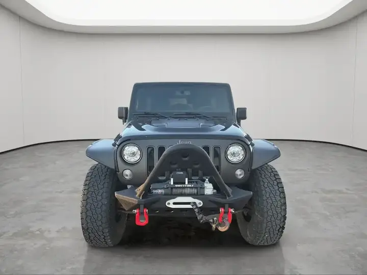 Jeep Wrangler 2018 photo 2