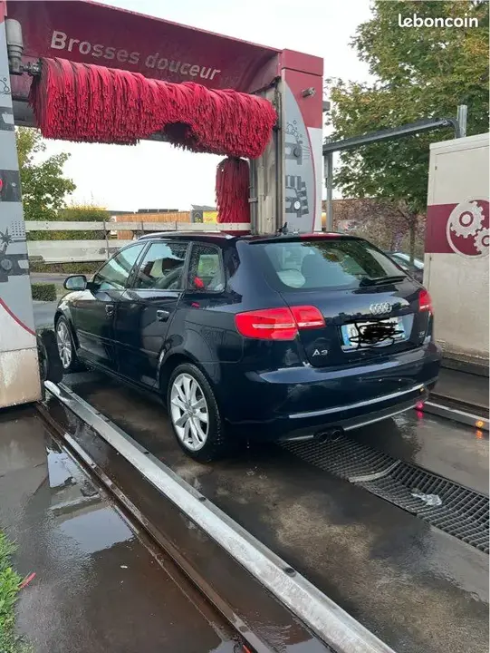 Audi A3 2012 photo 2