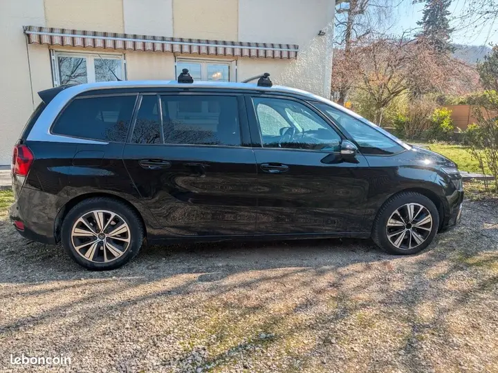 Citroen C4 Picasso 2017 photo 2