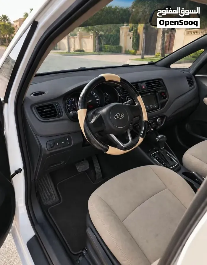Kia Rio 2015 photo 2