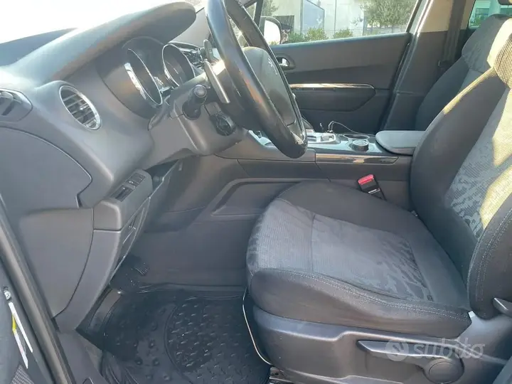 Peugeot 3008 2009 photo 3