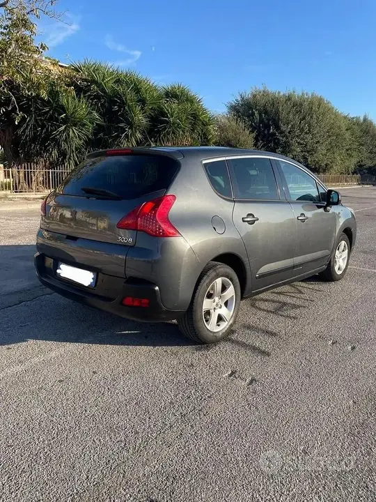 Peugeot 3008 2009 photo 2