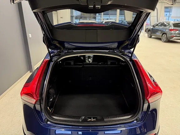 Volvo V40 Cross Country 2015 photo 4