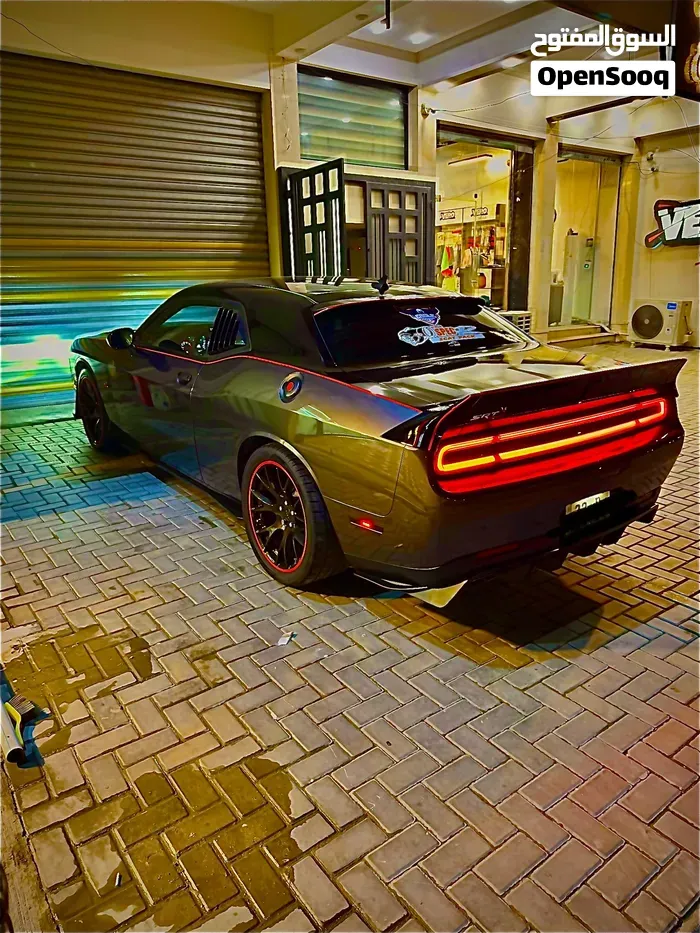 Dodge Challenger 2022 photo 2