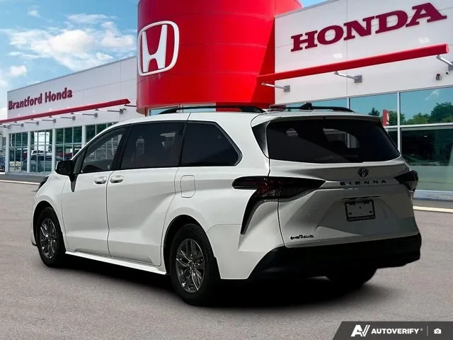 Toyota Sienna 2026 photo 5