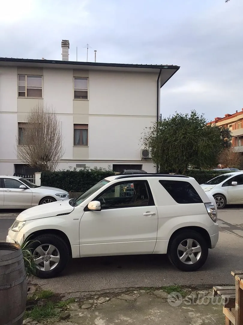 Suzuki Grand Vitara 2009 photo 3